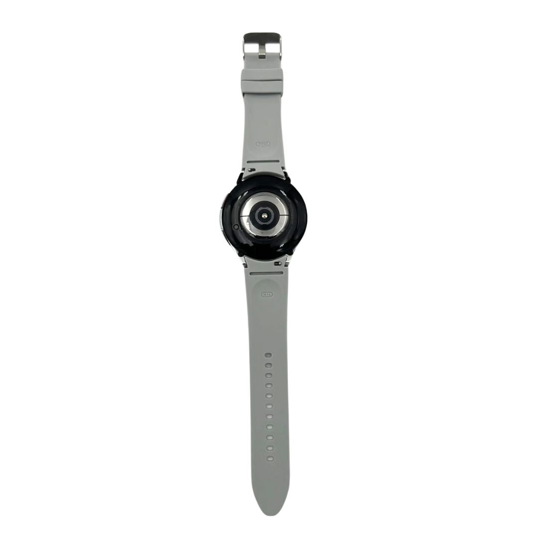Samsung - Galaxy Watch6 Classic Stainless Steel Smartwatch 43mm BT - Silver Silicone Band