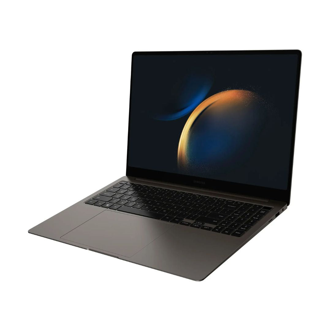Samsung Galaxy Book3 Pro – 14" 3K AMOLED 120Hz – i7-1360P – 16GB RAM – 1TB SSD – Graphite – NP940XFG-KC1US