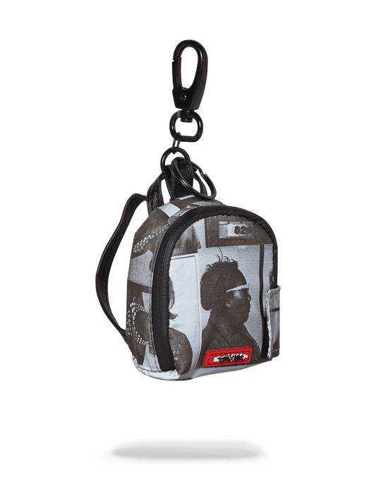 LAQUAN SMITH SCAMMER 3M KEYCHAIN (SMELL PROOF)