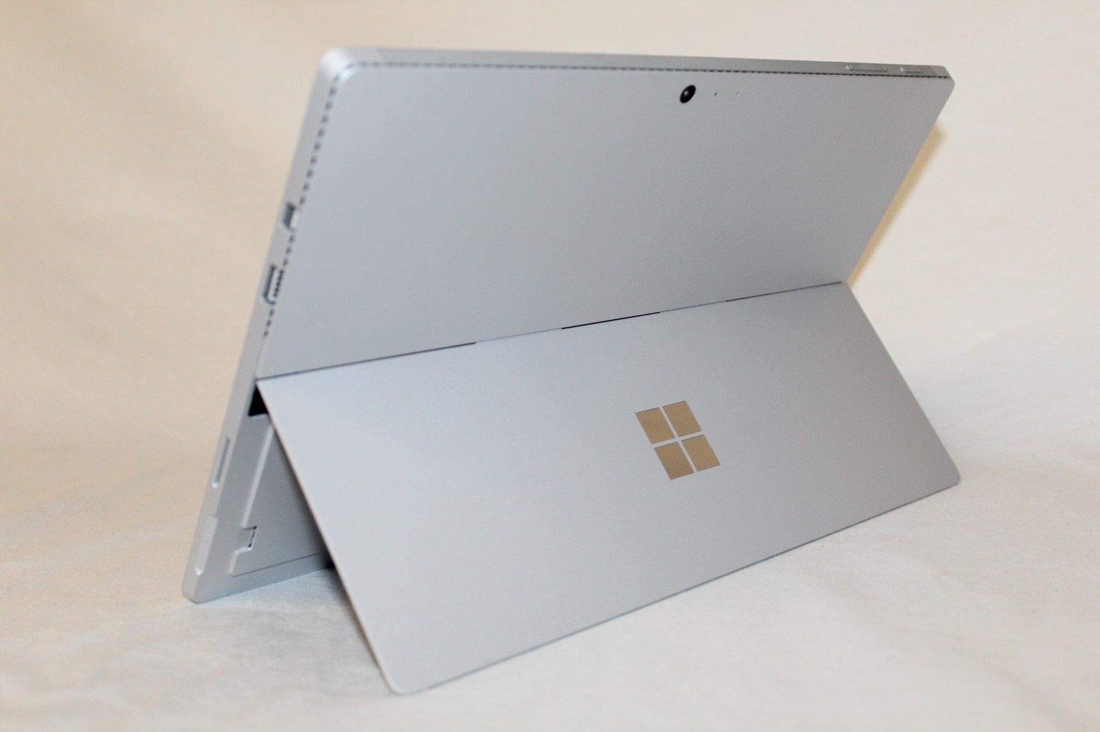Microsoft Surface Pro 4 - 12.3" Touch - i5-6300U - 8GB RAM - 256GB SSD - Gray - CR3-00001