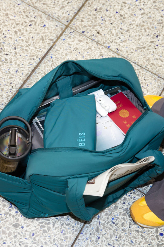 The Air Weekend Travel Set