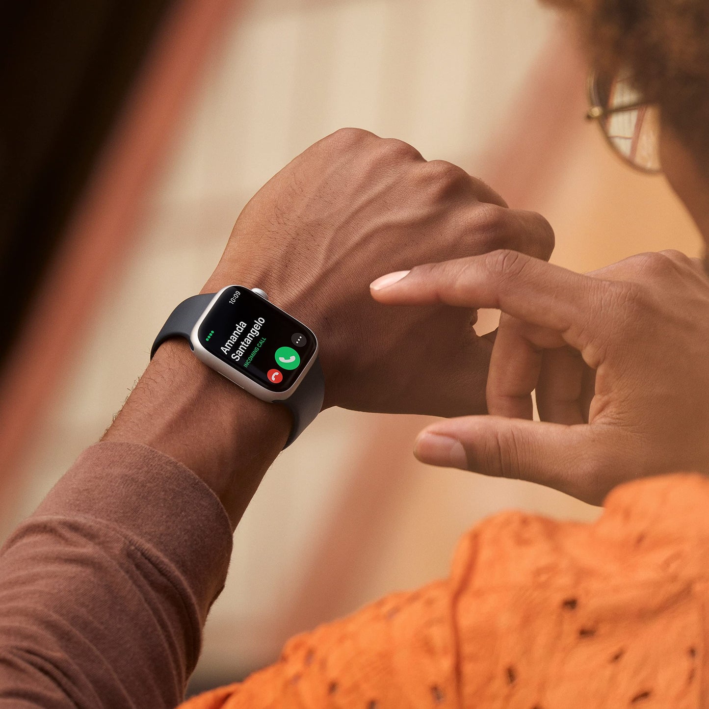 Apple Watch Series 8 [GPS + Cellular, 45mm] - Graphite Stainless Steel with Graphite Milanese Loop, One Size - MNKW3LL/A